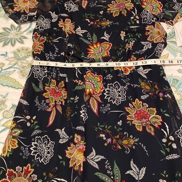 NWT Robbie Bee floral, maxi dress, size 8. - Picture 6 of 9